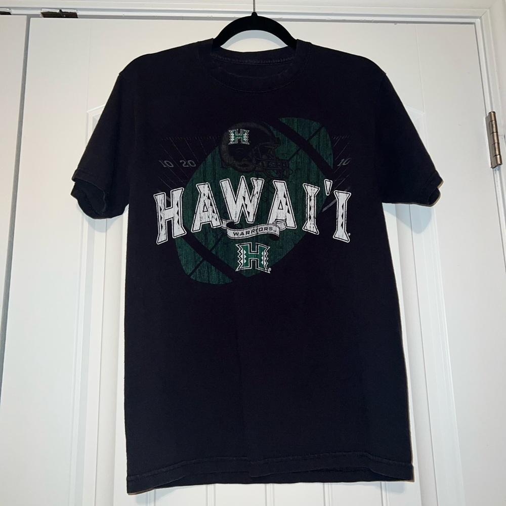 Vintage Black University of Hawaii graphic shirt